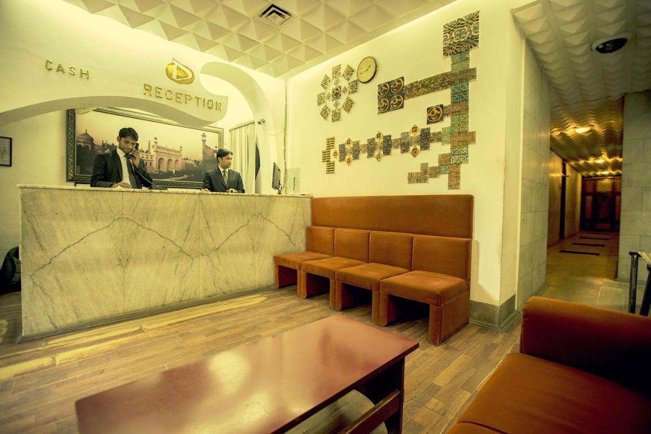 Deep Hotel Лакхнау Экстерьер фото